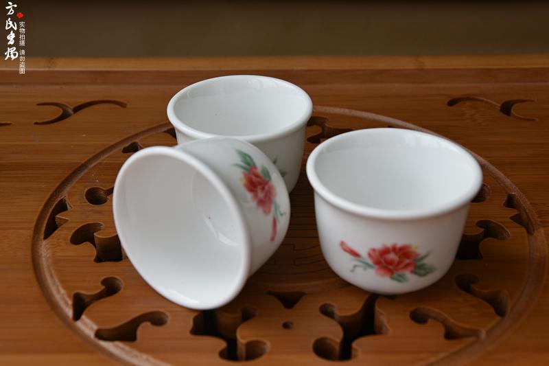 Jingdezhen Gốm Wine Cellar Blue và White Sứ trắng Rượu vang Cup Đạo cụ Rượu vang Glass Glass Spirit Rượu vang Rượu vang - Rượu vang phụ kiện rượu vang