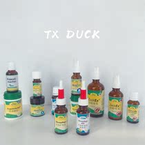 TX Duck German CDVET Schdevelter uses an ear care solution to clean the dogs ears to prevent ear mites