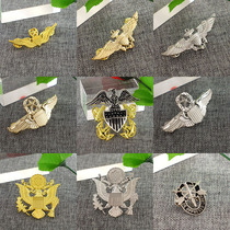Spot popular custom gold and silver Flight badge American badge dress suit suit film and television collection hobby brooch