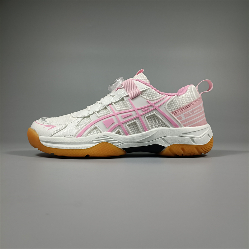 Foreign Trade Japanese Original Non-Slip Wear-Resistant Rotating Buckle Tennis Shoes for Boys and Girls, Lightweight Breathable Soft-Soled Badminton Shoes Foreign Trade Japanese Original Non-Slip Wear-Resistant Rotating Buckle Tennis Shoes for Boys and Girls, Lightweight Breathable Soft-Soled Badminton Shoes