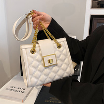 Spring Summer Texture Small Bag Pack Women 2022 New Fashion Rhombus Chain Bag Woman Pure Color Retro Single Shoulder 100 hitch