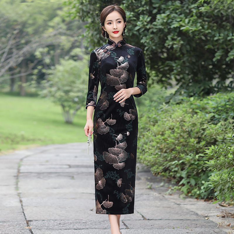 Velvet spring autumn cheongsam for mother, maxi length, 2024 years, for middle age, western style, plus size
