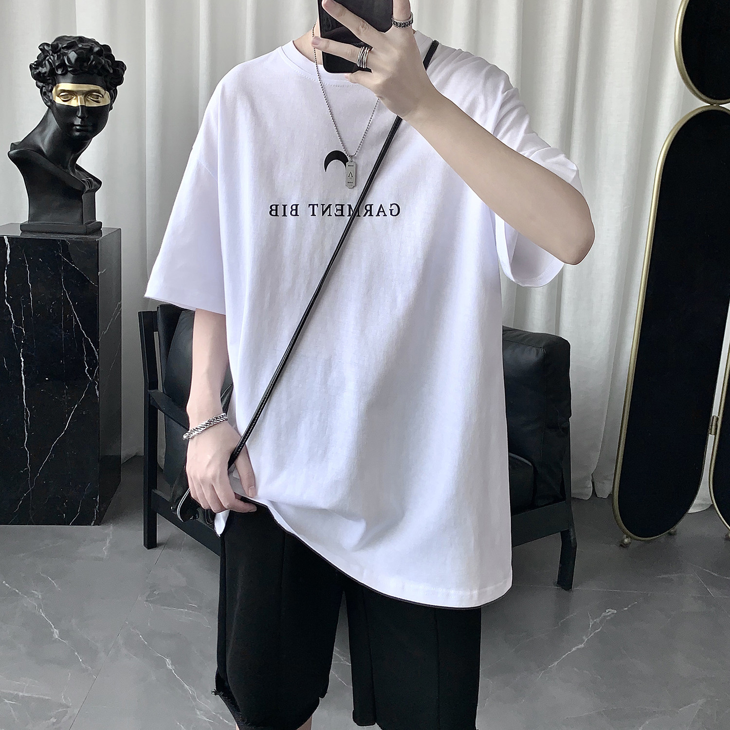Short sleeve T-shirt male Korean version trendy summer hyper-fire cec guys T-shirt loose on the bottom shirt Chaochio white