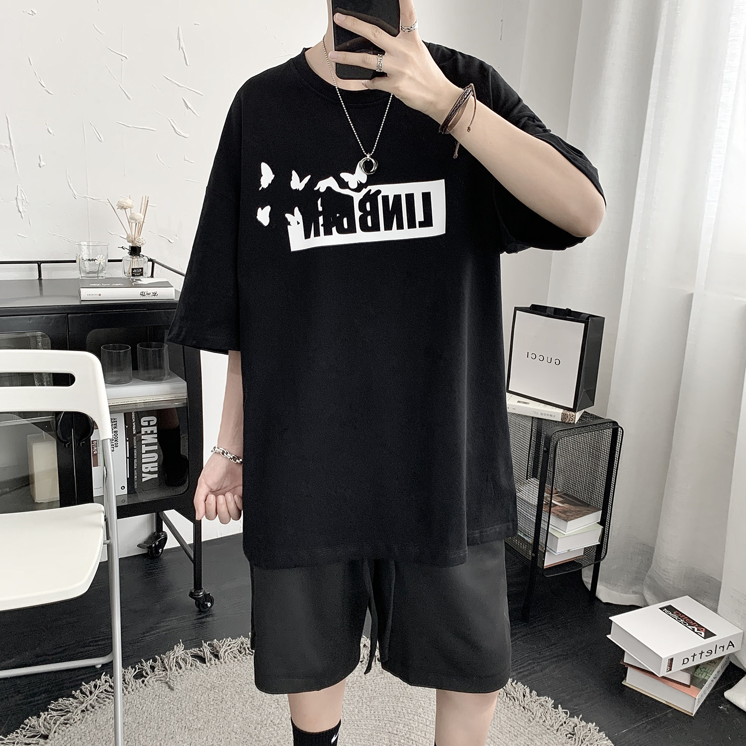 Men's 2020 new summer butterfly print short-sleeved T-shirt men's tide brand trend loose cotton ins all-match clothes