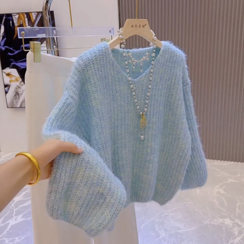 Loose, Lazy Style, Soft and Thick Sweater for Women, Autumn and Winter Korean Style Top, Outerwear or Inner Layer, Short Knitwear for Petite Women