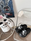 Летние тапочки в стиле Crocs на платформе, мультяшные нескользящие босоножки, женский стиль, подходят для носки на улице, увеличивают рост, закрытый носок