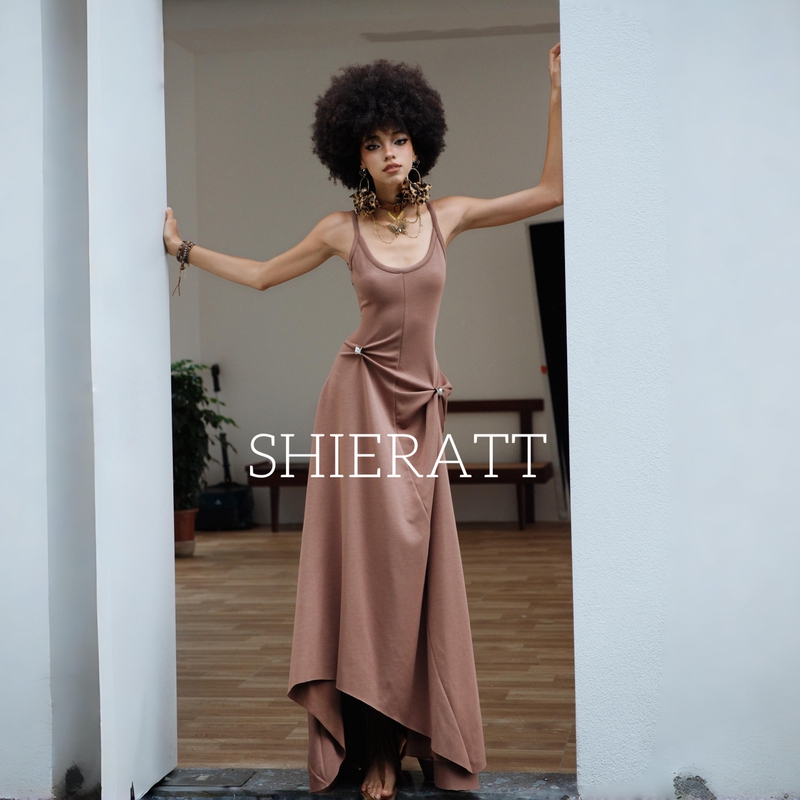 Shieratt! Artistic Wasteland Style Irregular Suspender Long Dress for Women, Dune Style Pleated Waist and Hip Ratio Dress