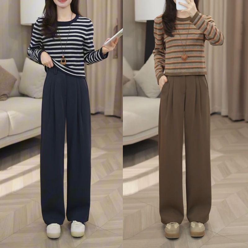 Petite and Stylish Casual Suit for Women, Autumn 2026 New Style, Loose and Slimming Two-Piece Set with High-Waisted Straight-Leg Wide-Leg Pants Petite and Stylish Casual Suit for Women, Autumn 2026 New Style, Loose and Slimming Two-Piece Set with High-Waisted Straight-Leg Wide-Leg Pants