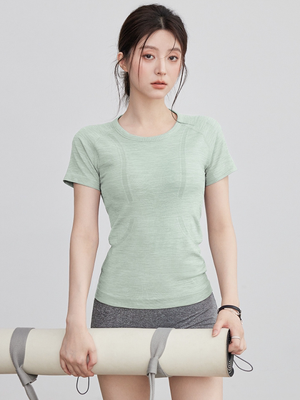 VOJ 여름 퀵 드라이 스포츠 2025 새로운 짧은 소매 달리기 티셔츠 여자 꽉 요가 옷 탑 필라테스 피트니스