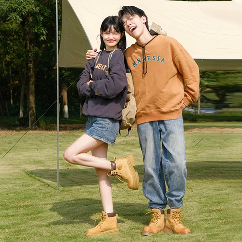 Martens, сапоги, высокая обувь для влюбленных, осенние, тренд сезона