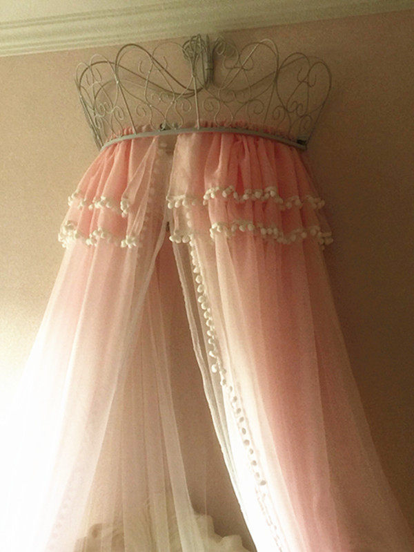 Nordic American mantle bed curtain bedside gauze mosquito net court Princess powder bed mantle anti-mosquito hair ball edge containing shelf