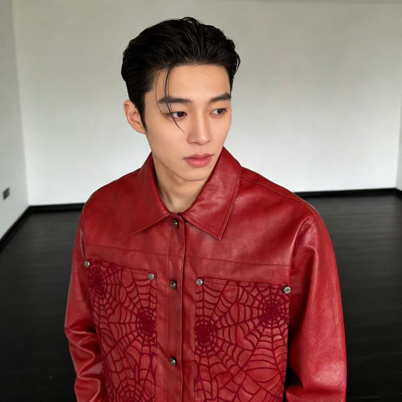 American Retro Spider-Pattern Red Leather Jacket for Men, 2026 Spring New Style, High-End Loose-Fitting Turn-Down Collar Motorcycle Leather Jacket