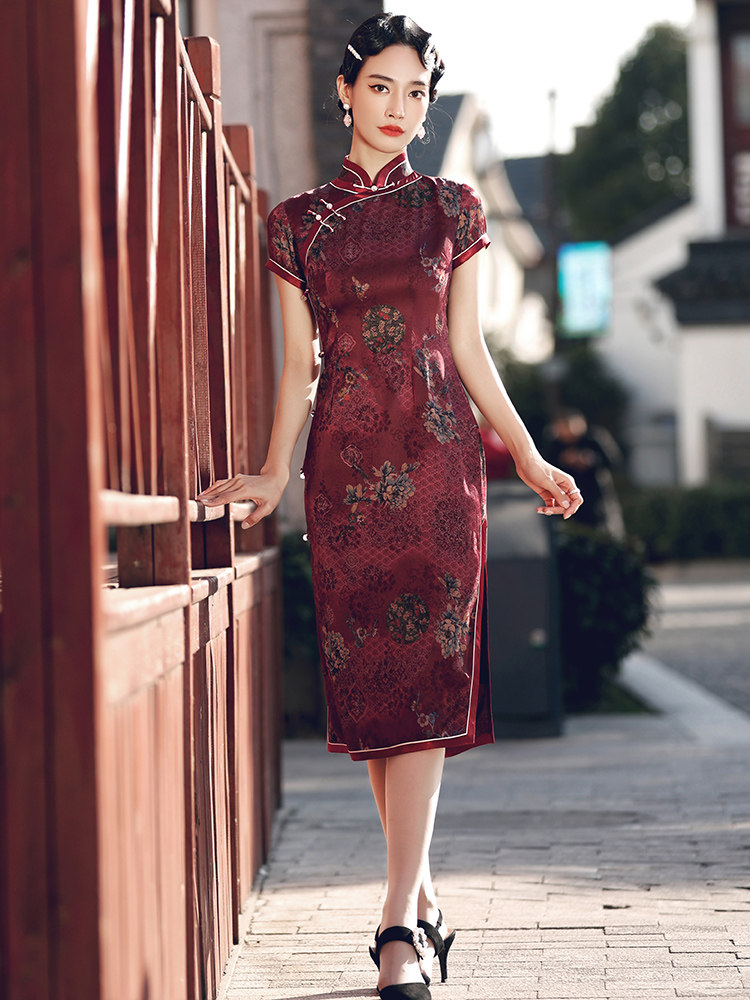 The new refined version of China's Old Shanghai Renaissance in 2022 is a long edition of the old Chinese Old - fashioned Shanghai