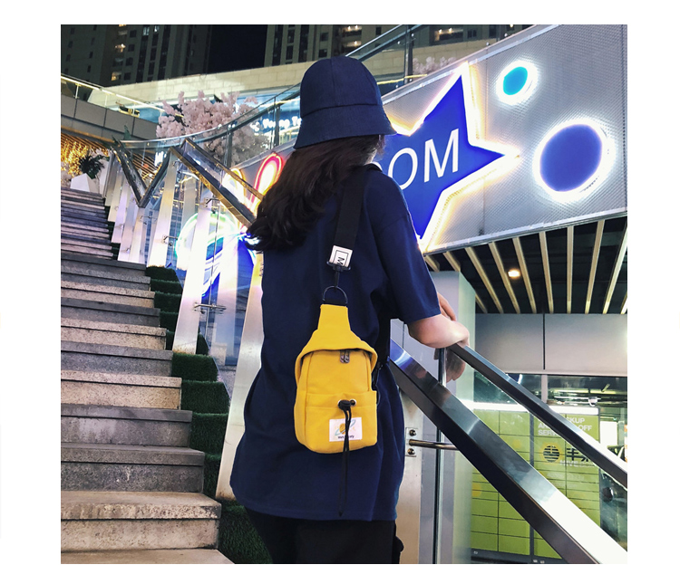 Tide thương hiệu túi eo nam 2019 mới Messenger túi đa chức năng giải trí túi ngực nữ hip-hop cá tính túi sinh viên - Túi của con người túi charles & keith