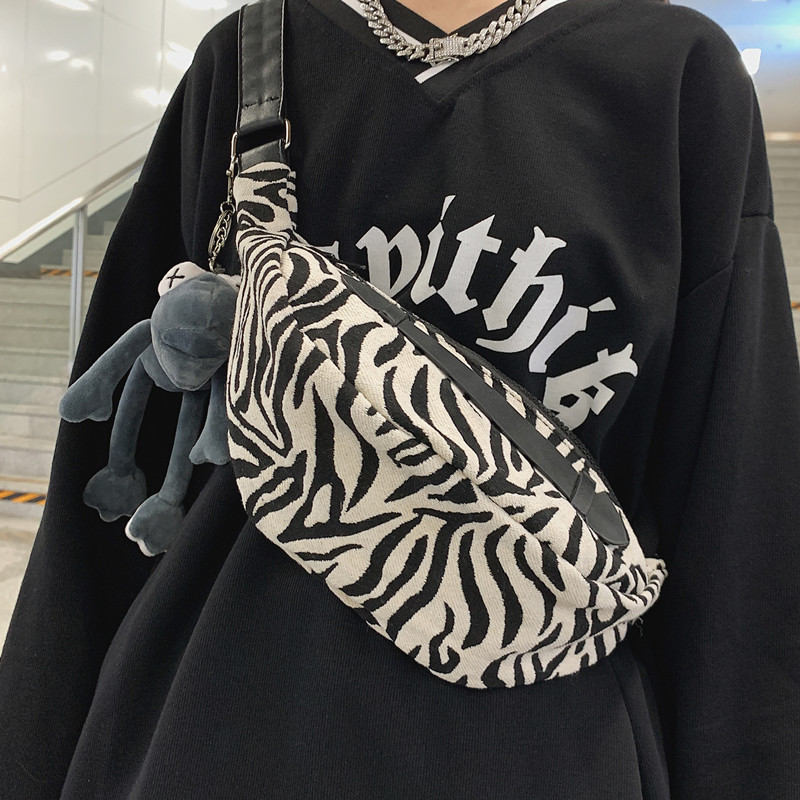 Men's Skew Satchel Wave Signs Day Ensemble Single Shoulder Bag 100 hitch Casual Chest Pack Ins surges Simple Currents Small Purse women