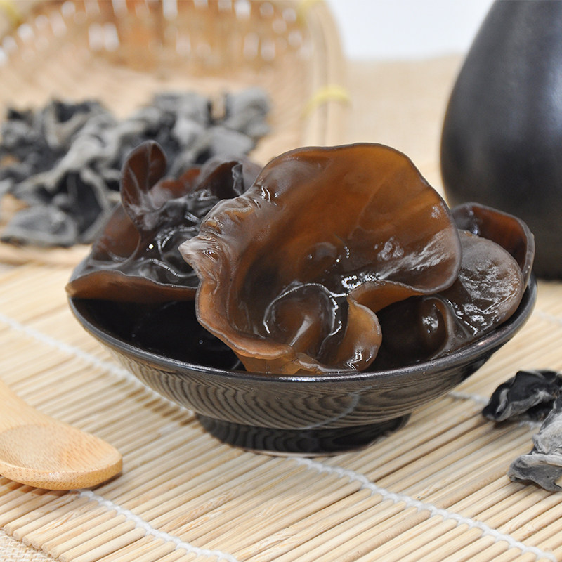 Northeast Special Produce Black Agaric Dry Goods 200 gr T Grade Autumn Agaric Meat Thick without root Non-small bowl ear New stock
