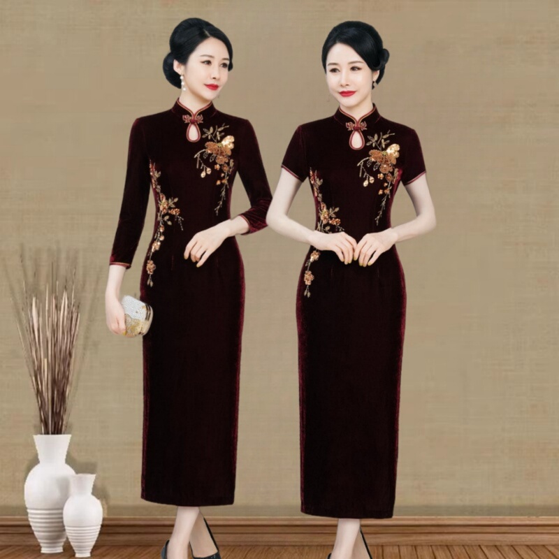 High-End Elegant Mother-Of-The-Bride Wedding Dress, Gold Velvet Plus-Size Cheongsam, Middle-Aged Mother-In-Law Wedding Banquet Outfit, 2026 New Style