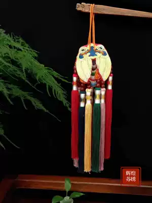 Promotion Suzhou embroidery handmade boutique car pendant features safe pendant features tassels mean good pendant