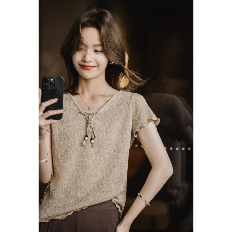Xiaoguli Songcha T-Shirt, Thin Short-Sleeved Women's Summer 2026 New V-Neck Casual Knit Top for Petite Women Xiaoguli Songcha T-Shirt, Thin Short-Sleeved Women's Summer 2026 New V-Neck Casual Knit Top for Petite Women