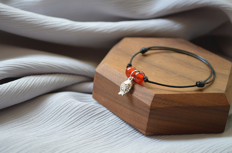 Cá nhỏ dễ thương Q dễ thương sterling bạc cá nhỏ mã não đỏ điều chỉnh vòng tay vòng chân bạn gái quà tặng bạn gái - Vòng chân lắc chân nữ đẹp