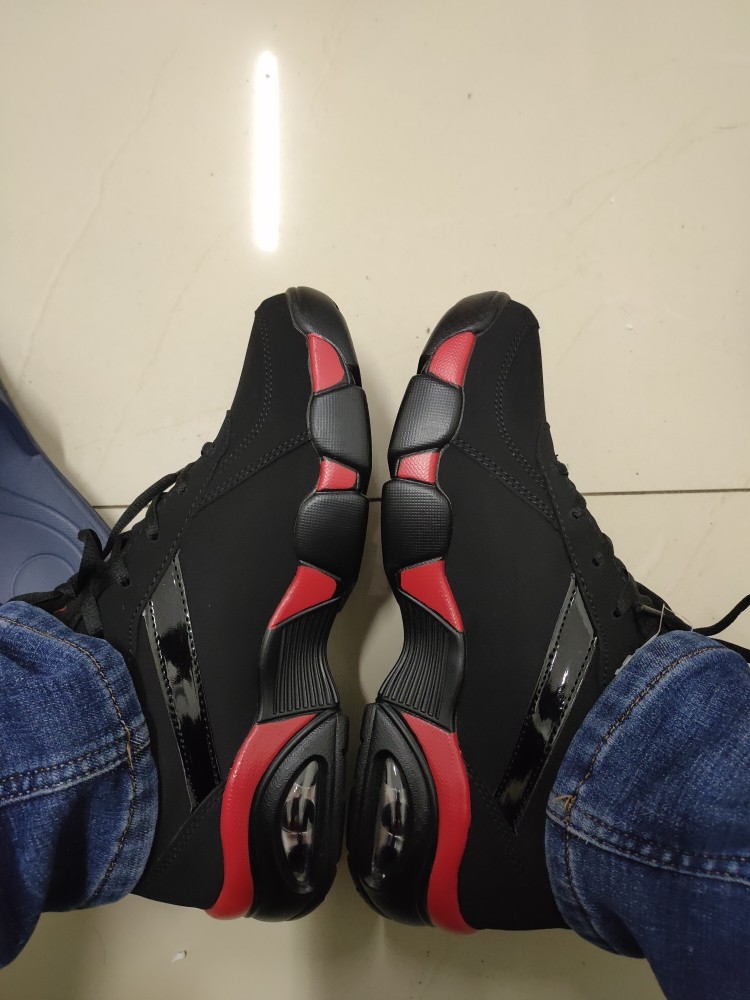 富贵鸟男鞋运动鞋免费试用有用吗？使用效果显示_搜券