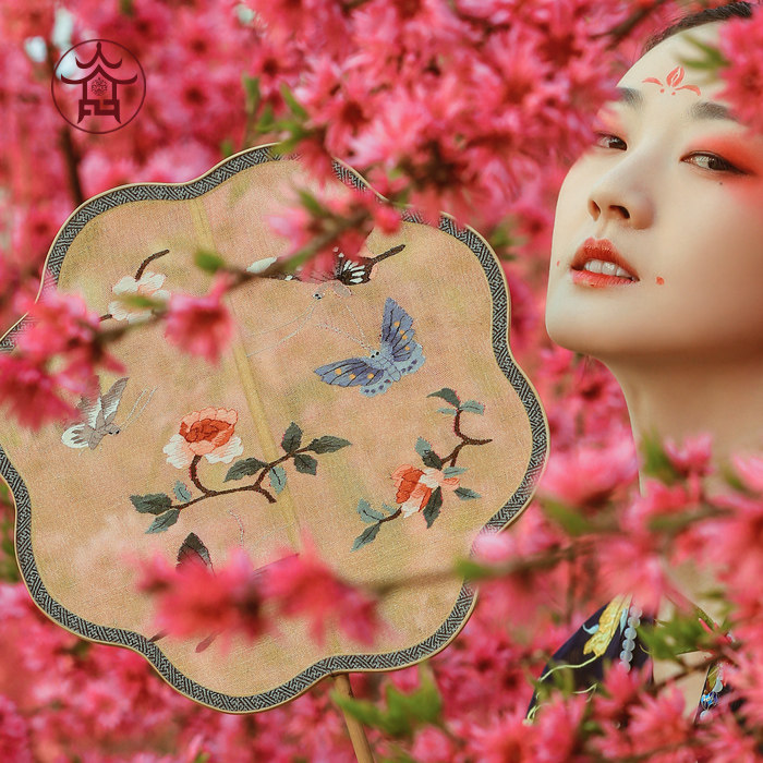 Flower Jincheng handmade non-legacy braided silk boutique group fan Chinese style gift Ancient style fan Wedding fan Happy fan｜Butterfly lead｜