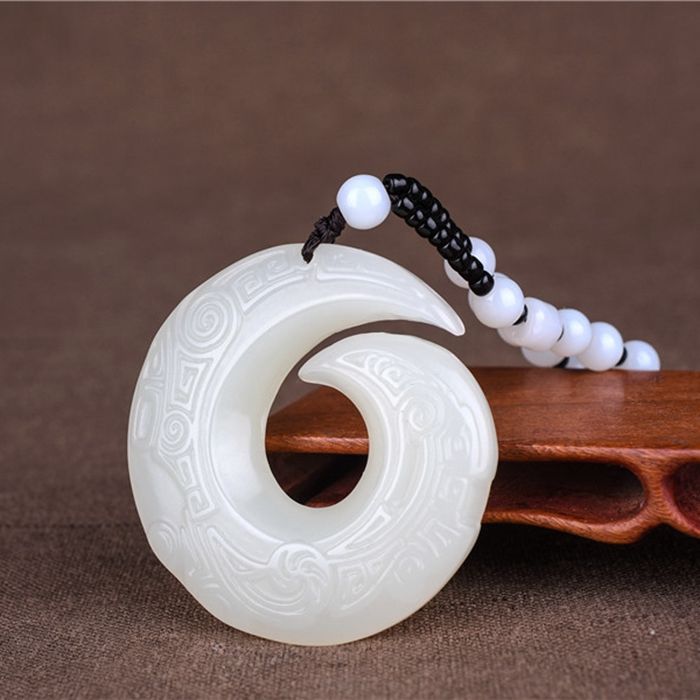 Starting at 1 yuan k Xinjiang Hetian jade blue and white jade twisting dry kun pendant natural jade to run the pendant for men and women
