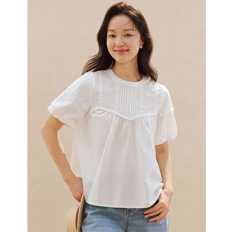 Yinermeidi 2026 Summer New Casual Versatile White Doll Shirt Lace Embroidered Floral Short-Sleeve Blouse for Women