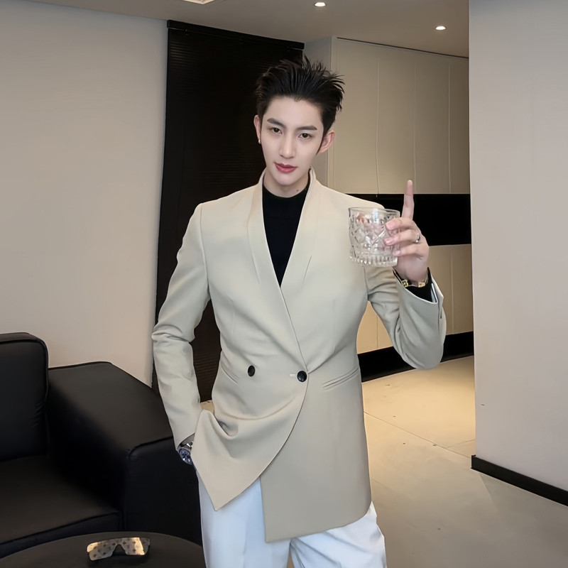 Light Luxury and High-End Blazer for Men, Spring and Autumn, Stylish Single-Breasted Jacket, Korean Style Slim Fit Double-Breasted Casual Suit