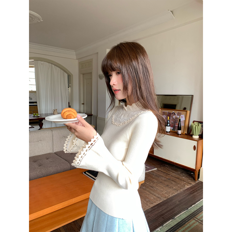 Jingyeyue Beige Autumn and Winter Versatile Long-Sleeved Slim-Fit Stretchy Knitted Jacquard Lace Flared Sleeve Sweater Base Shirt