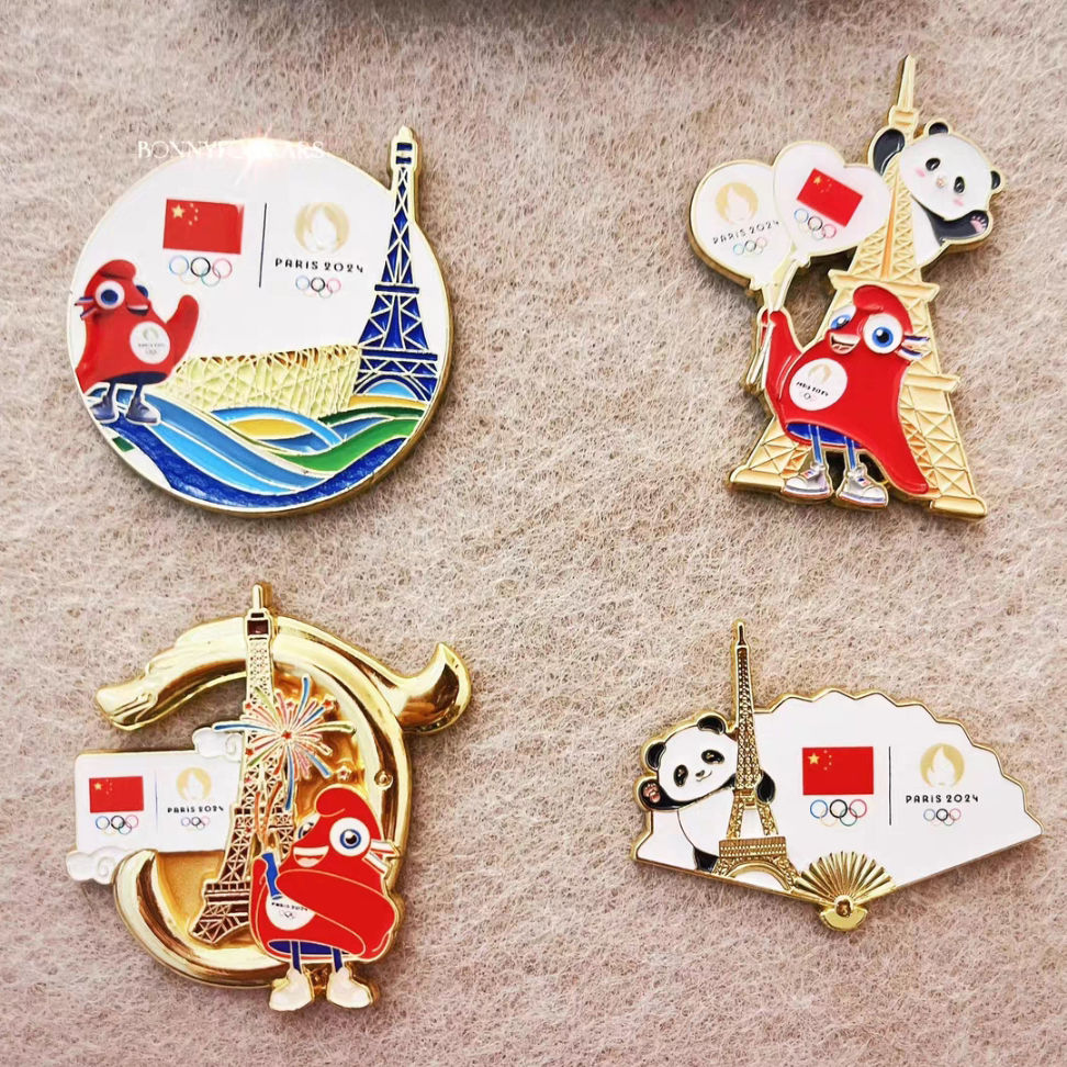 2024年パリオリンピック中国チームピンバッジ閉会式限定記念品クリエイティブシティブローチギフト