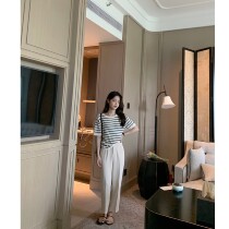 One third Liangpint small sub current c position ~ apricot color temperament taller with high waist straight cylinder 90% pants Korean version Western pants woman