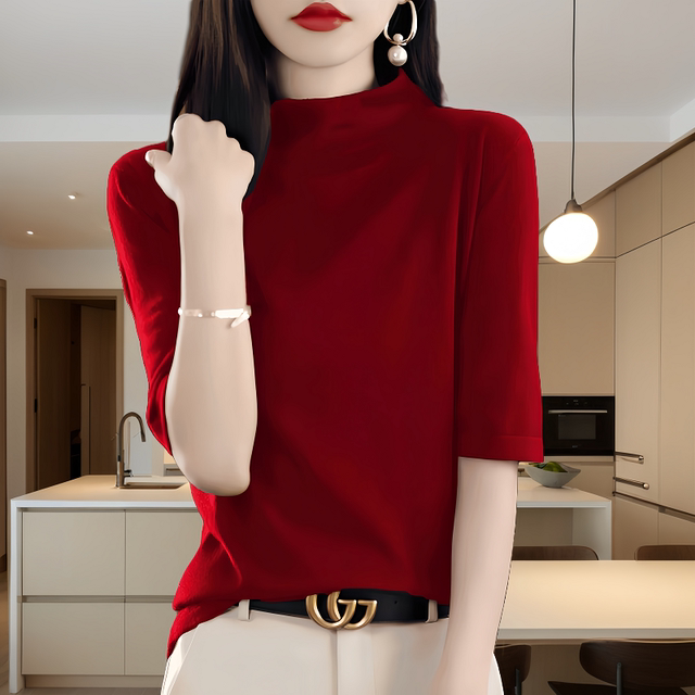 Bottoming shirt for women in spring, autumn and winter, thin mid-sleeve T-shirt top, new style, light and mature style, red zodiac year sweater