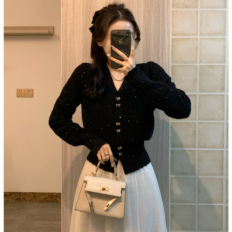 French-Style Butterfly Button Black Sequin Sweater Cardigan for Women, V-Neck, High-End, Waist-Cinching, Elegant Knitted Jacket