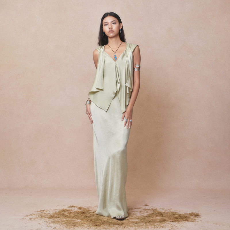 Deplumer Green Apple Green Fluttering V-Neck Backless Romantic Dress Light Gown 2026 Spring/Summer New Style