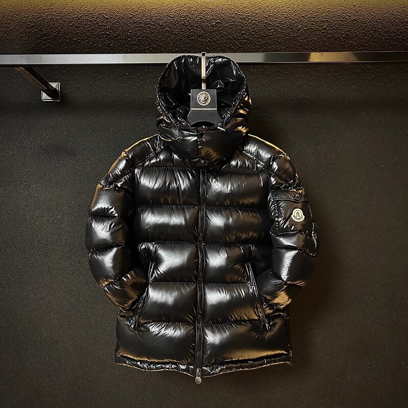 Winter-Proof 2026 Fashionable New down Jacket for Men and Women, Short Style, Warm Maya Couple Style White Duck down Jacket