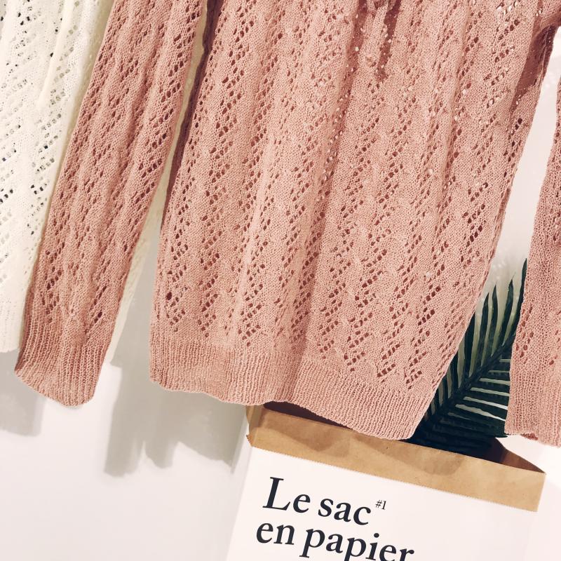 Áo nữ mùa thu 2018 phiên bản Hàn Quốc mới của chiếc áo blouse dài tay cổ chữ V có cổ rộng, áo len mỏng áo len nữ hàng hiệu