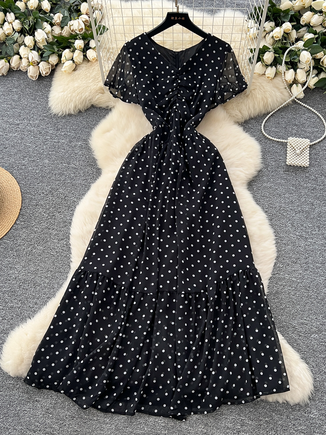 V-neck pleated ruffle sleeves waist slimming French polka dot chiffon dress