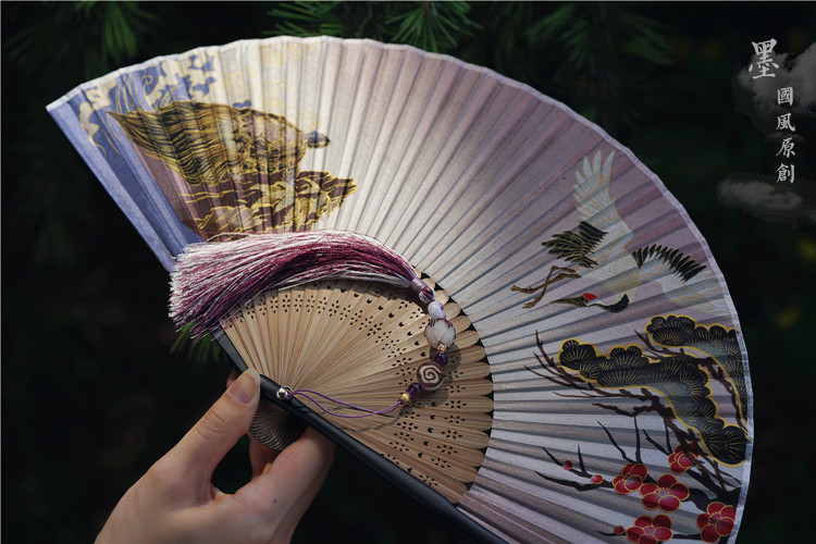 Декоративный веер 墨家新品「鹤舞」原创仙鹤松树古风仿真丝竹扇扇子折扇流苏扇坠