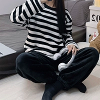 81B531 Horizontal Stripe Женская модель