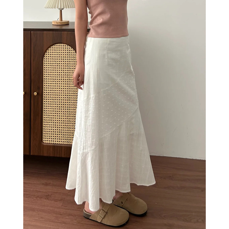 White Long Skirt for Petite Women with Embroidered Patchwork Design, Fishtail Skirt, Plus Size, Very Pretty Skirt