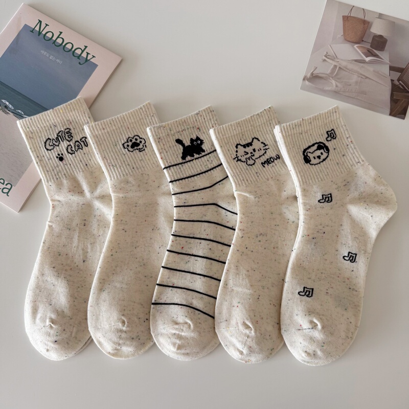 Black Kitten Socks for Women, Mid-Calf Socks, Cute Japanese Cartoon Style, Spring and Autumn Long Socks for Female Students, Sports
