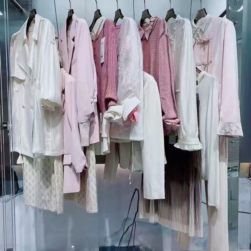 Juanbaojia Brand Withdraws High-End Wardrobes from Shelves (No Returns, No Exchanges)