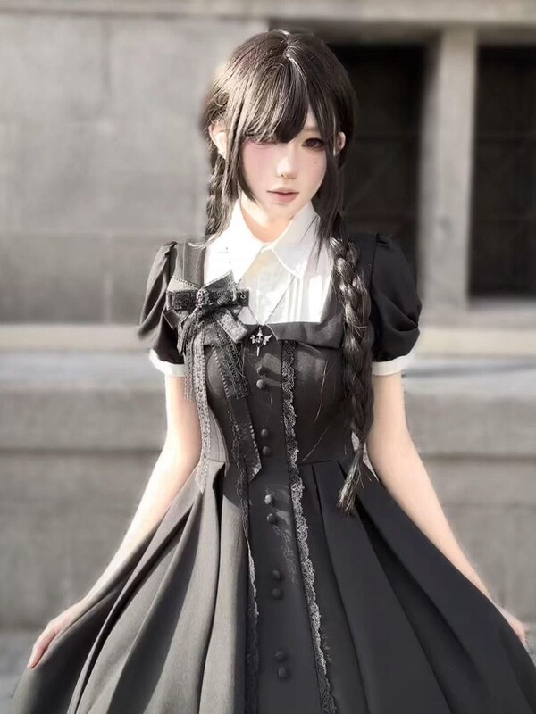 [Black Butler Rose] Short-Sleeved Op Dress with Waist-Cinching Black and White Patchwork, French Retro Style, Slimming Cla-Style Dress