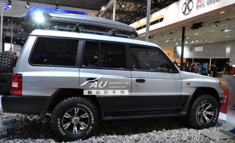 Chính hãng Pajero V46 V33 v43 v45 Q6 Cheetah Đen Vua Xe Roof Hành Lý Khung Roof Rack