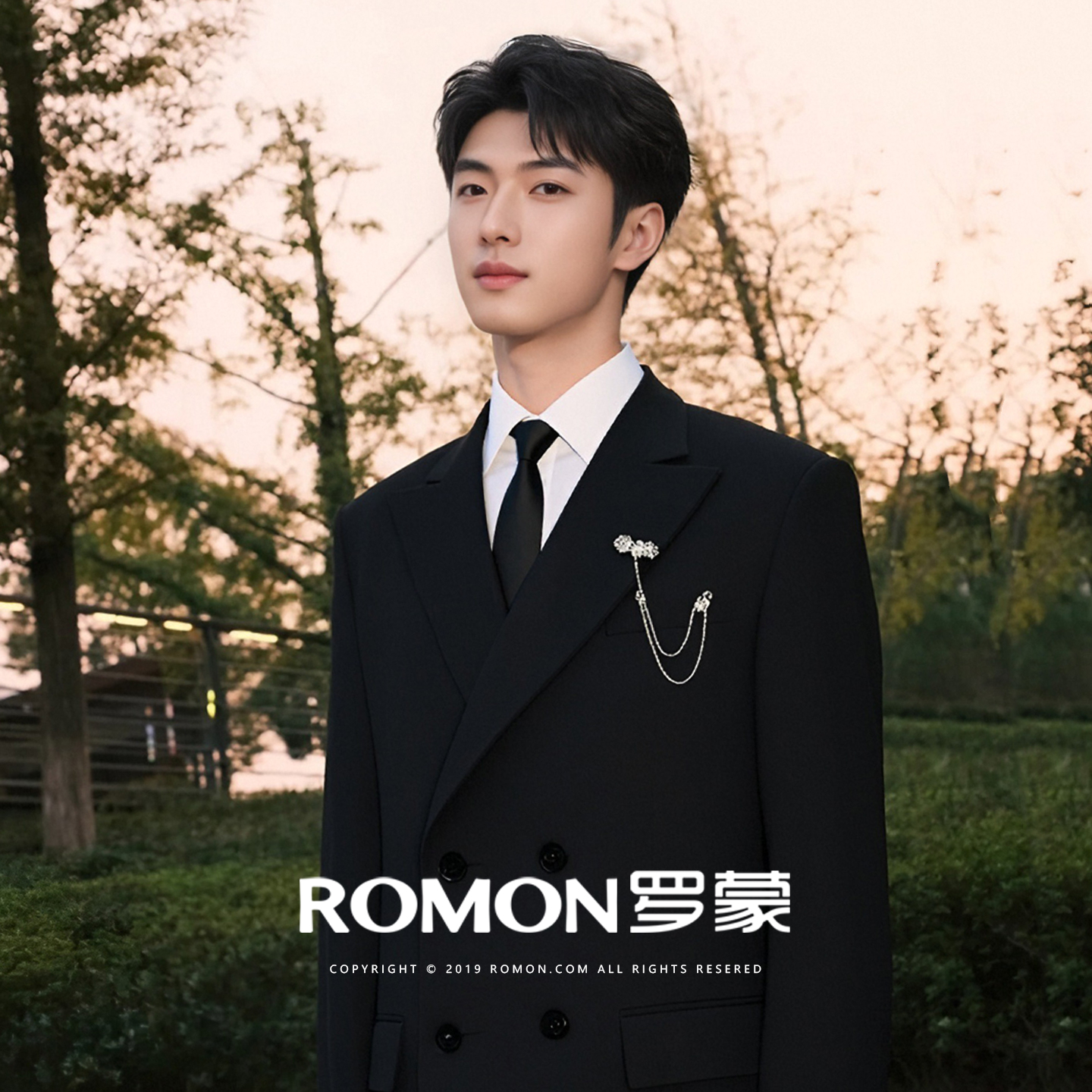 ロモンメンズスーツダブルブレスト新郎ウェディングスーツビジネスフォーマルスーツ高級宴会ホストスーツ