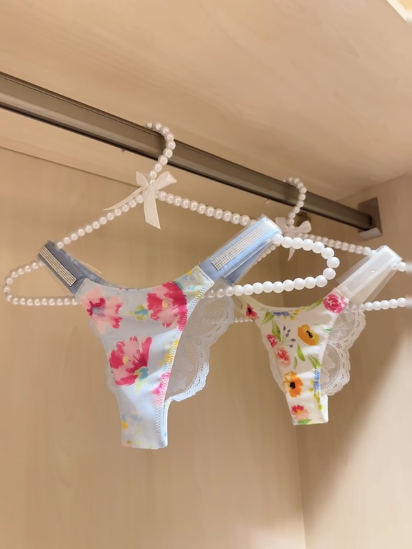 Big Brand Alternative ~ Sexy Rhinestone Letter Panties, Rhinestone Sports T-Pants, High-Waisted Butt-Lifting Bikini Thong for Women