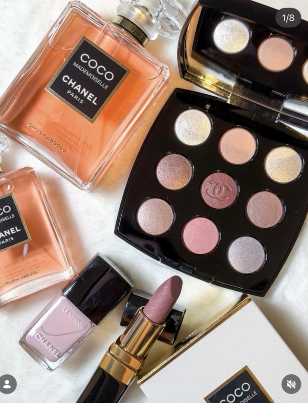 Chanel Chanel 2026 Autumn Limited Edition 9-Color Eyeshadow Palette 587 Birthday Limited Edition Coco Lipstick 165 Chanel Chanel 2026 Autumn Limited Edition 9-Color Eyeshadow Palette 587 Birthday Limited Edition Coco Lipstick 165