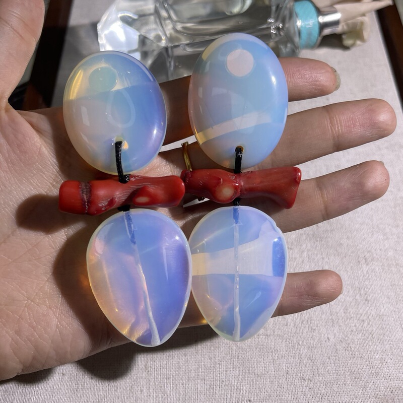Monies Style Niche Design Natural Stone Opal Mixed with Delicate and Fashionable Exaggerated Personality Earrings New Product for Women Monies Style Niche Design Natural Stone Opal Mixed with Delicate and Fashionable Exaggerated Personality Earrings New Product for Women