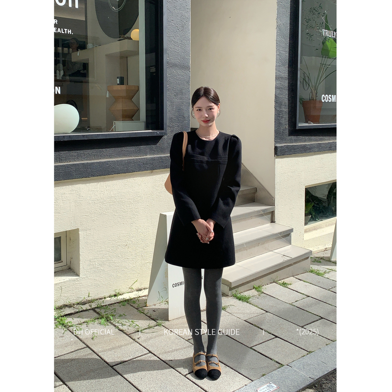 Limited-Time Clearance Sale | Big Flower [Yingli Museum Black] French-Style Elegant Fold-Over Patchwork Dress